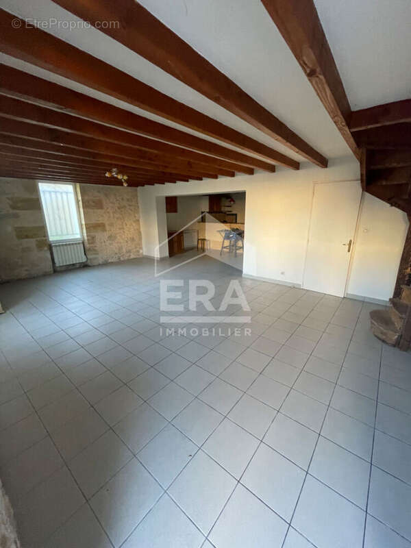 Maison à MONTPON-MENESTEROL