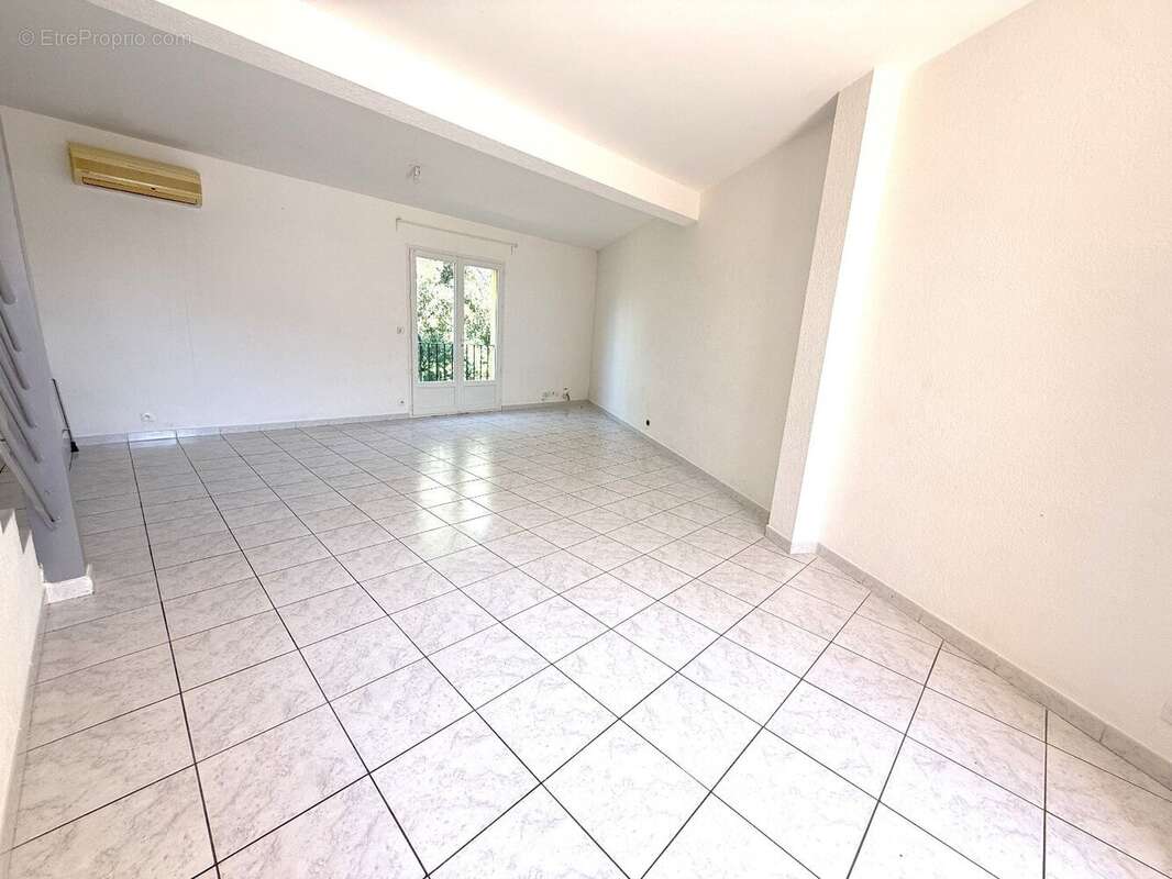 AGDE-Maison contemporaine prête à accueillir vos projets ! - photo 2