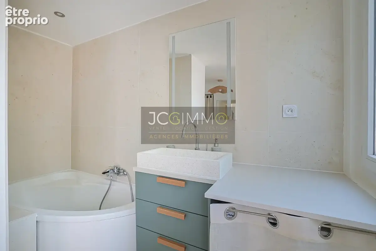 Maison d'exception   t4 de 98 m2   rooftop   vue mer   garage - photo 16