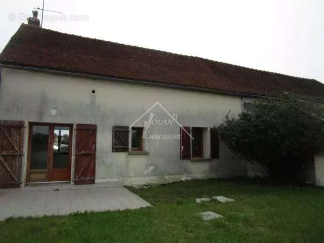 Maison à VARENNES-SUR-ALLIER