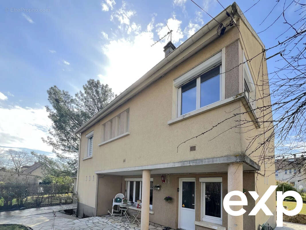 Maison à MANTES-LA-JOLIE