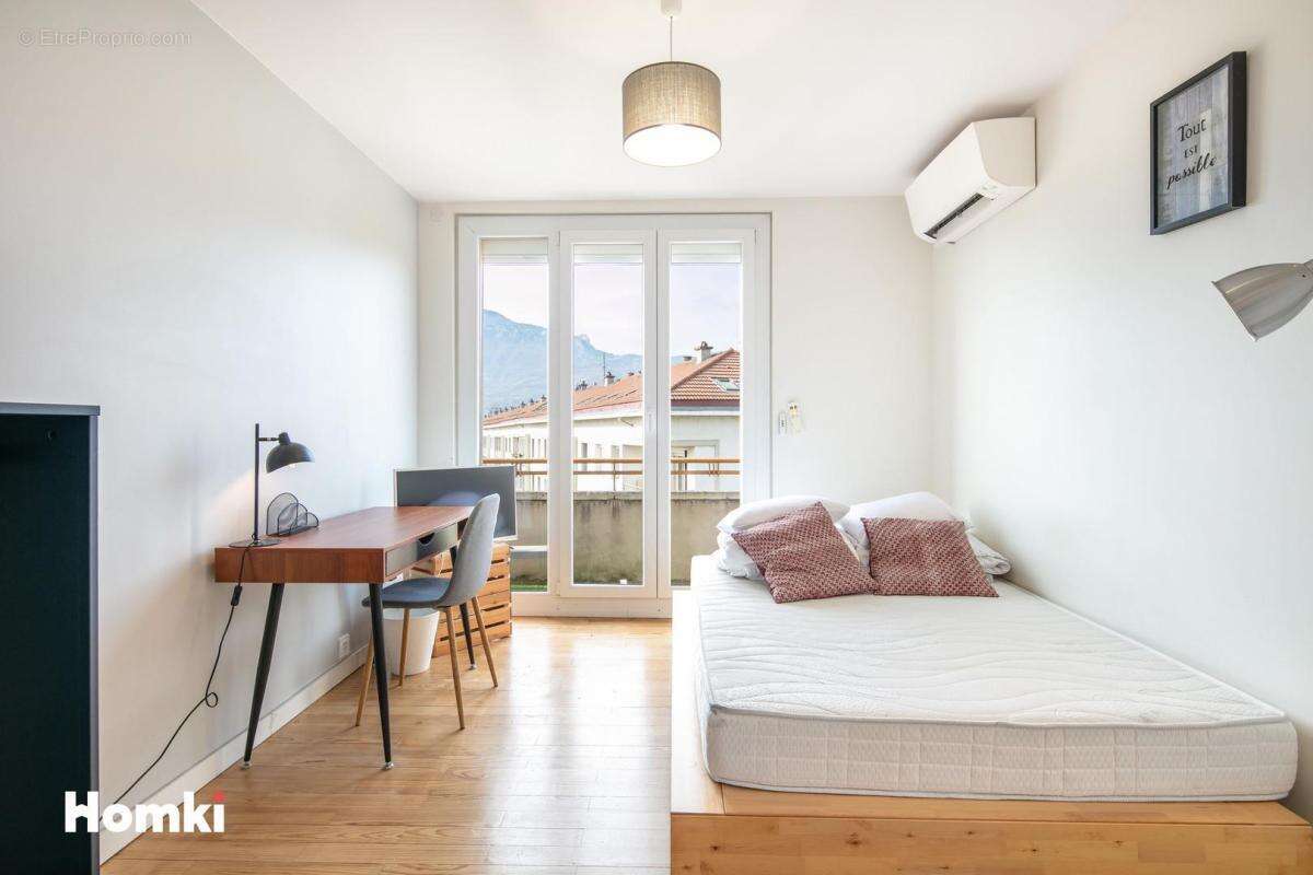 Appartement T4 de 79 m2 à Grenoble 38100, Rue Léon Jouhaux - photo 5