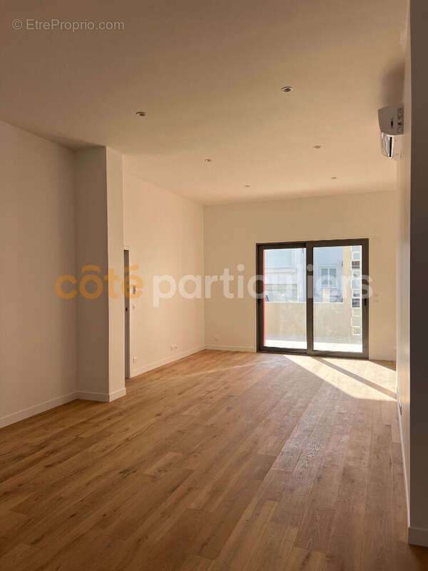 Appartement  hyper centre Royan 4 pièce(s) 115 m2 - photo 3