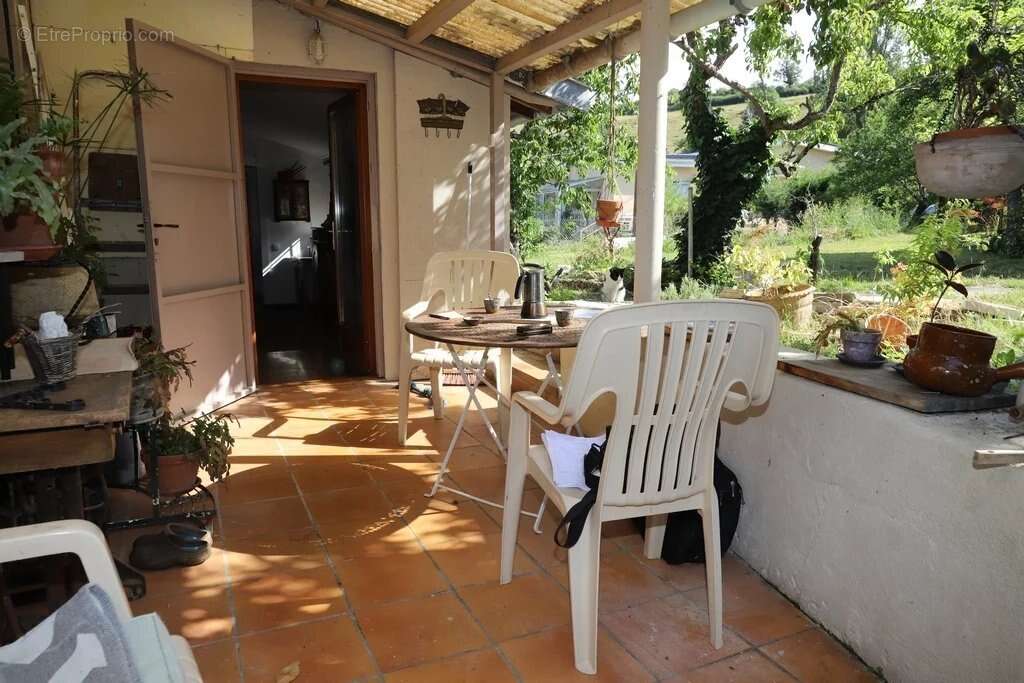 Maison à LAROQUE-D'OLMES
