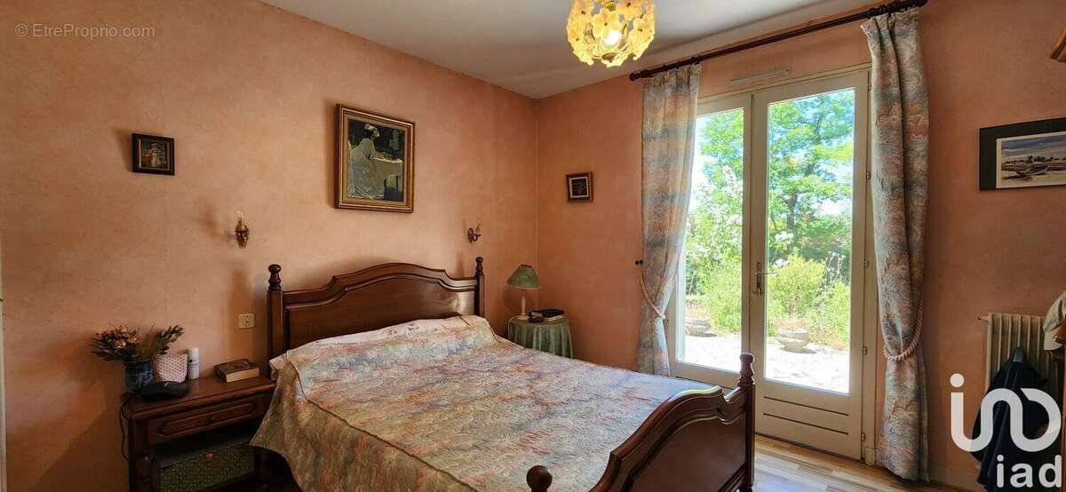 Photo 6 - Maison à VOEUIL-ET-GIGET