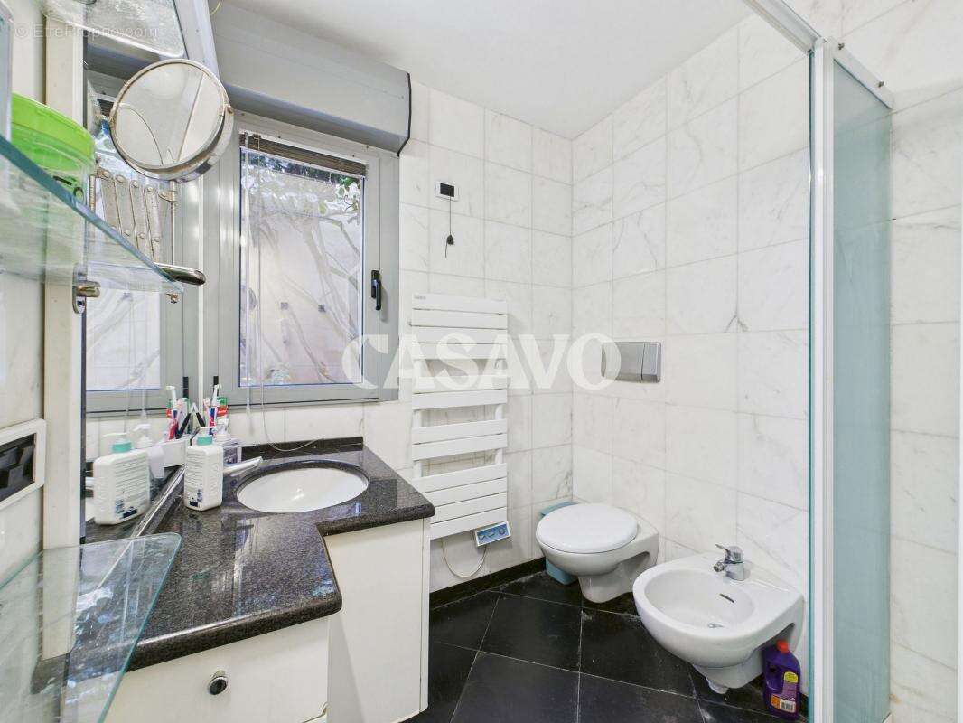 Appartement à ROQUEBRUNE-CAP-MARTIN