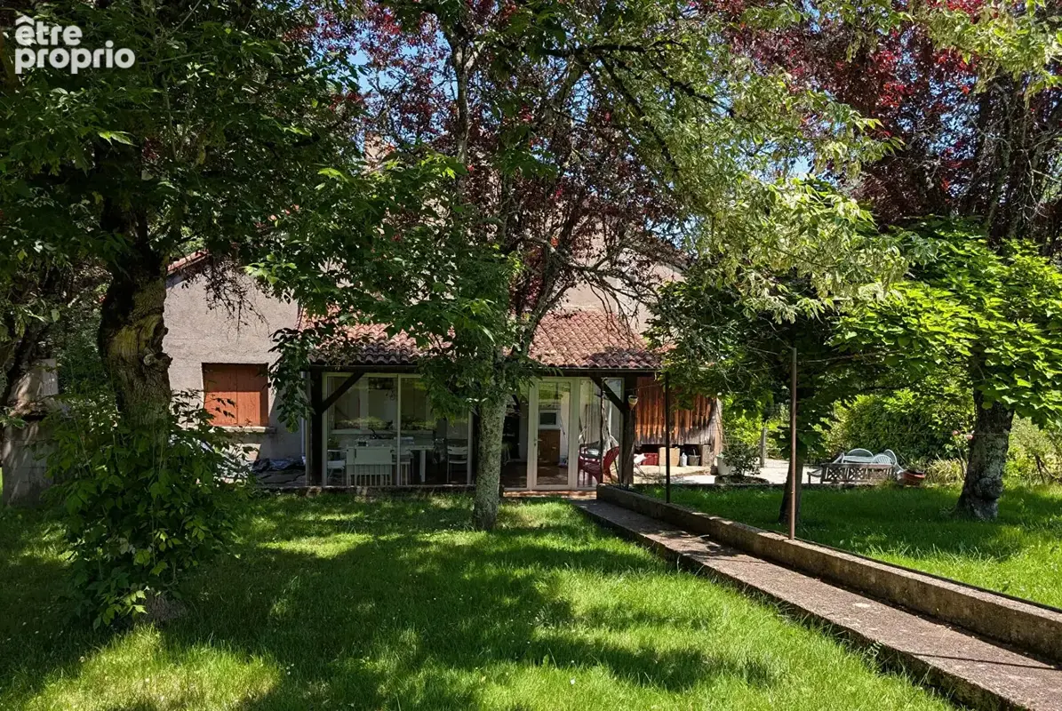 Maison en bordure de village. Sans vis-à-vis - photo 1