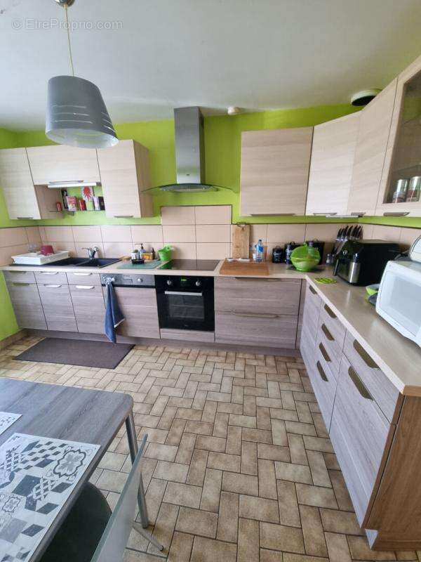 Maison à LES BORDES