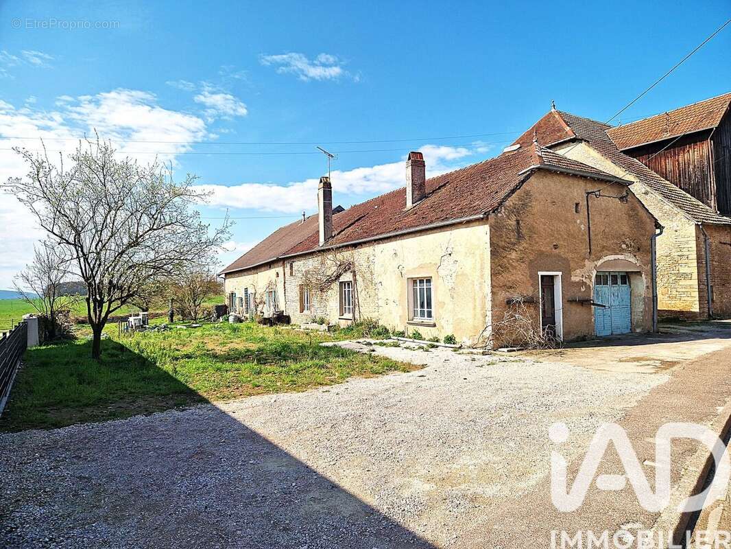 Photo 2 - Maison à BAY