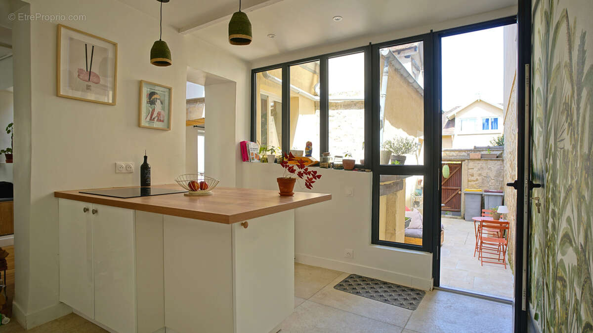 Maison à FONTAINEBLEAU