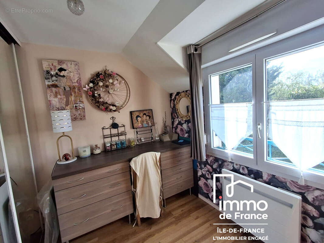 Appartement à BOIS-D'ARCY