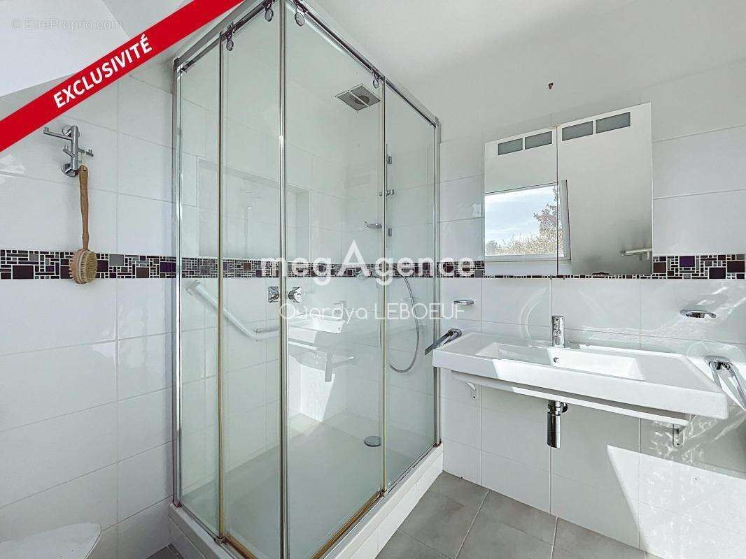 Maison à OINVILLE-SUR-MONTCIENT