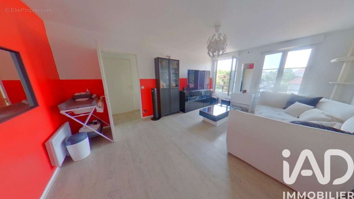 Photo 3 - Appartement à LIEUSAINT