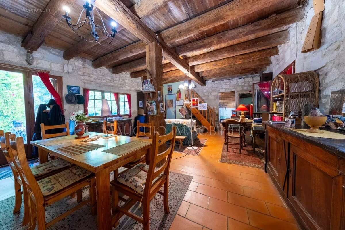 Maison à LANSARGUES