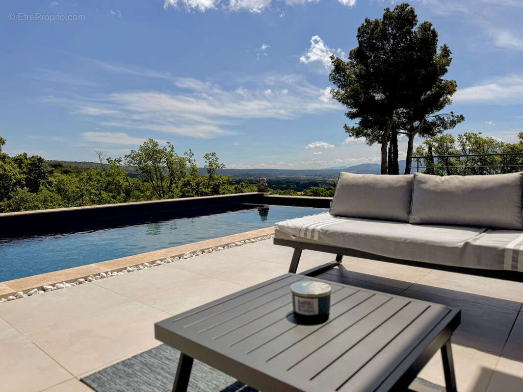 Maison à PUYLOUBIER