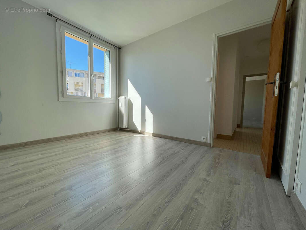 Appartement à AUBENAS