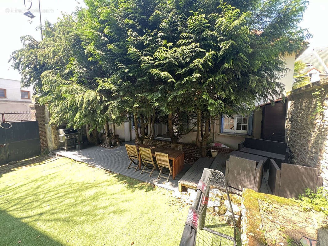 Maison à SAINT-BRICE-SOUS-FORET