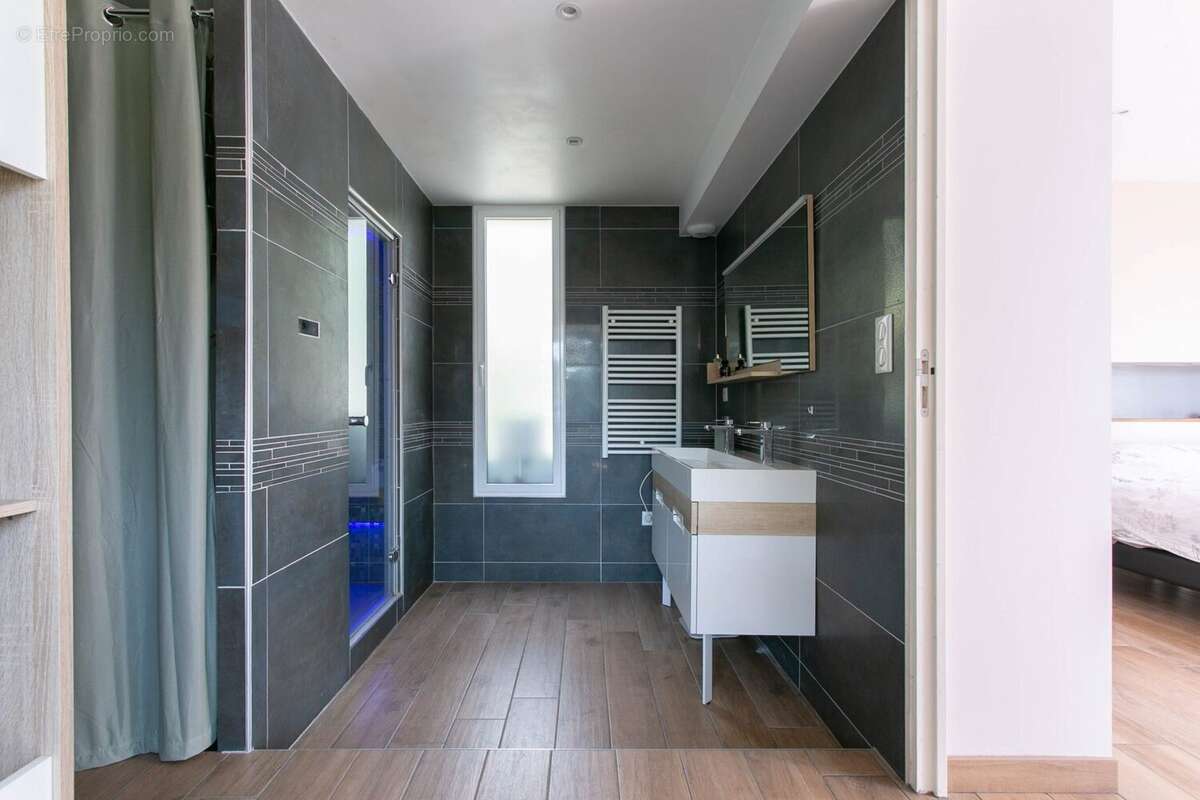 salle d'eau et hammam de la parentale - Maison à SAVENAY