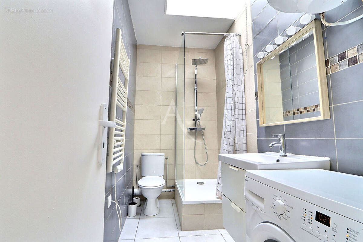 Appartement à AUBERVILLIERS