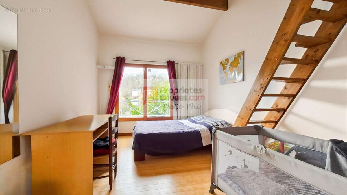 Maison bon état et calme 5 pièces 127 m2 Chaville  DPE 'C' - photo 12
