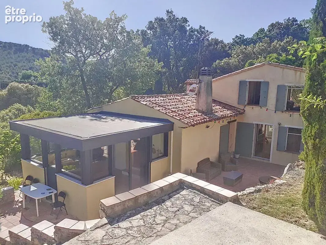 Villa sur 5689m²  de terrain avec vue exceptionnelle et piscine - La Roquebrussanne - photo 15