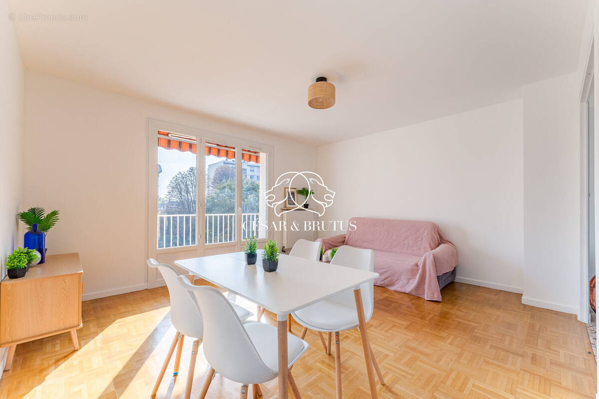 Appartement à VILLEURBANNE
