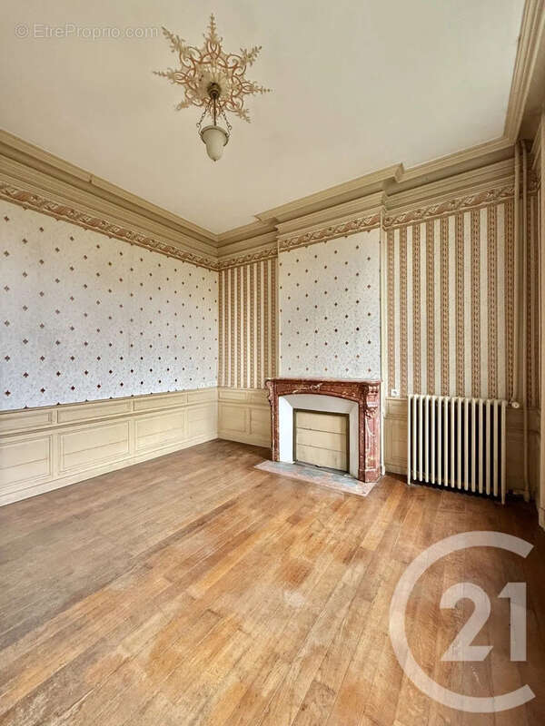 Maison à MOULINS