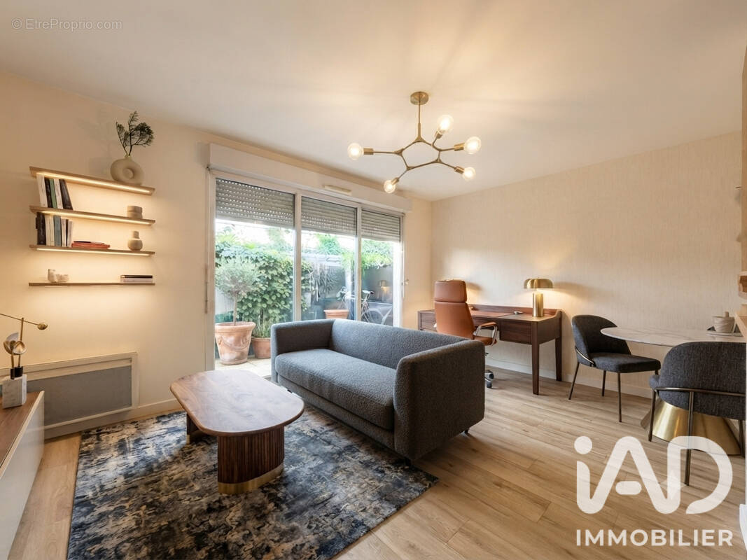 Photo 1 - Appartement à VENISSIEUX