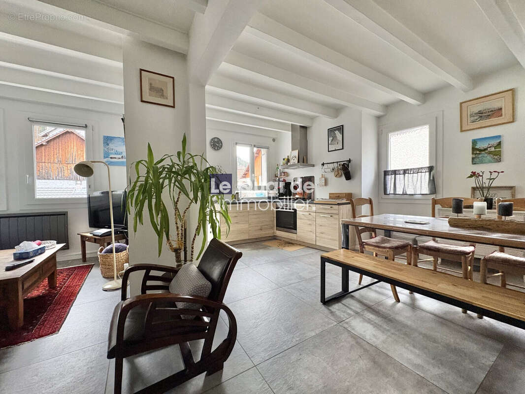 Maison à LE MOUTARET