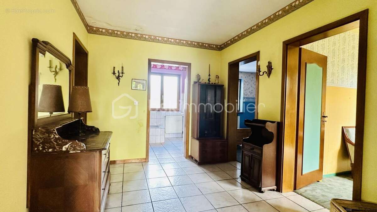 Maison de construction traditionnelle des années 1990 - photo 8