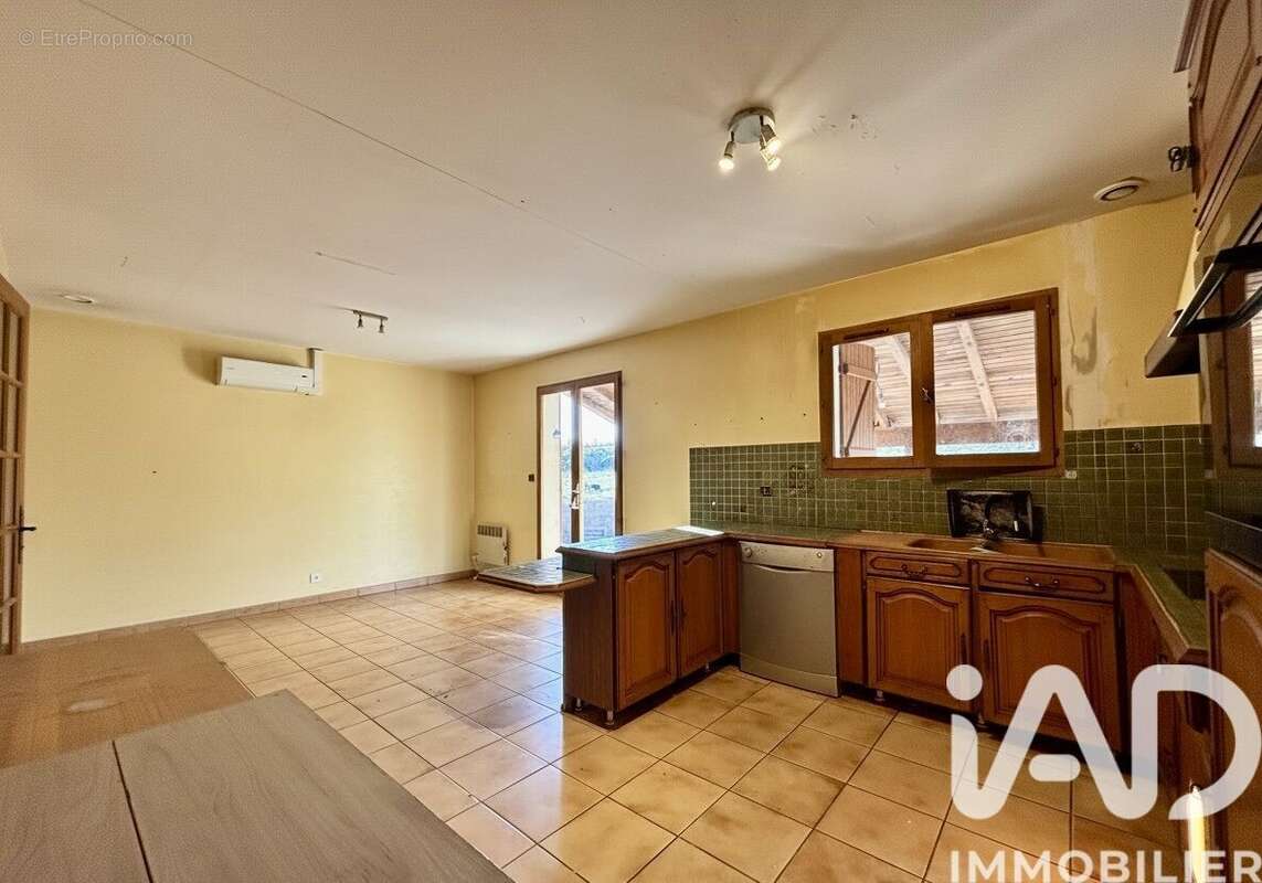 Maison 108 m² à Causses-Et-Veyran  - photo 5