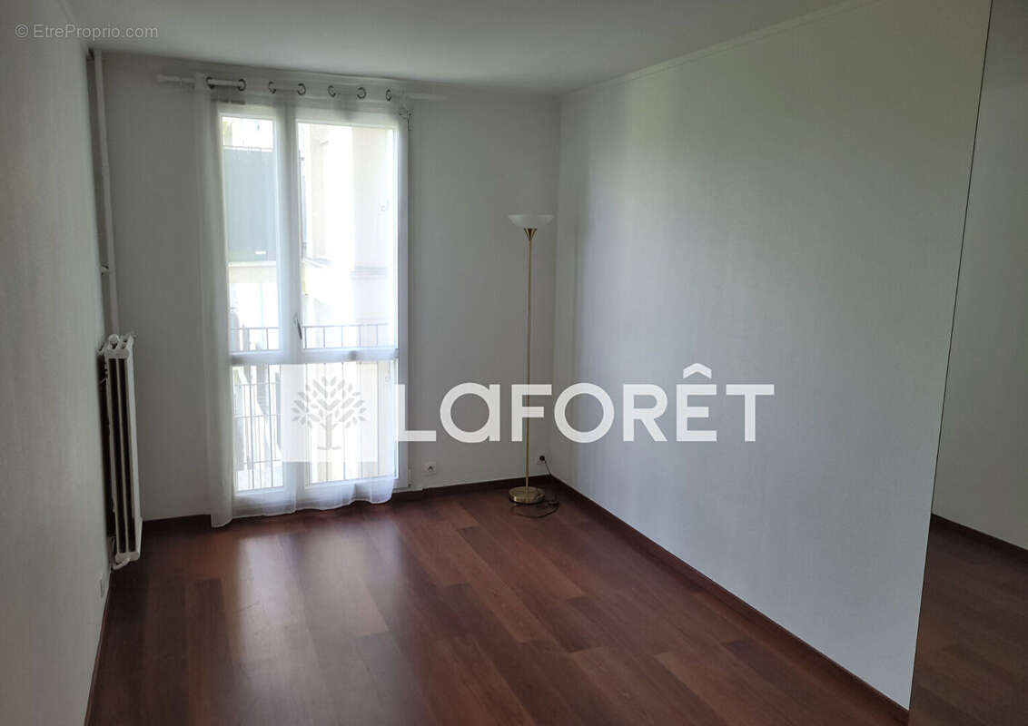 Appartement à THIAIS