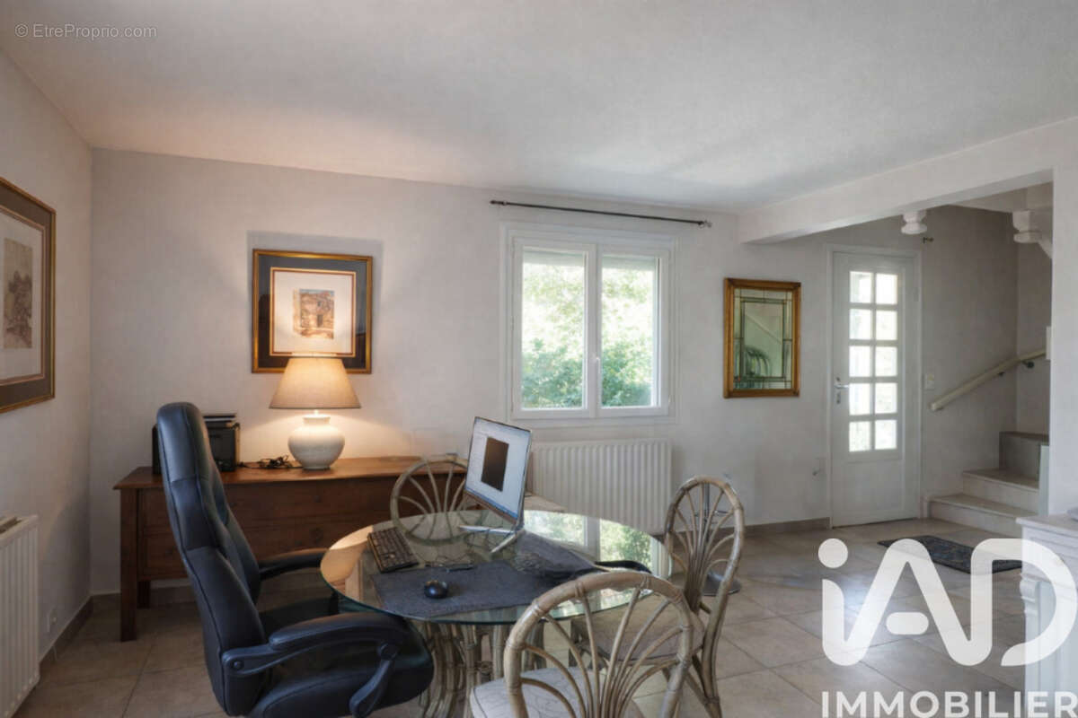 Maison 129 m² à Ogenne-Camptort  - photo 2