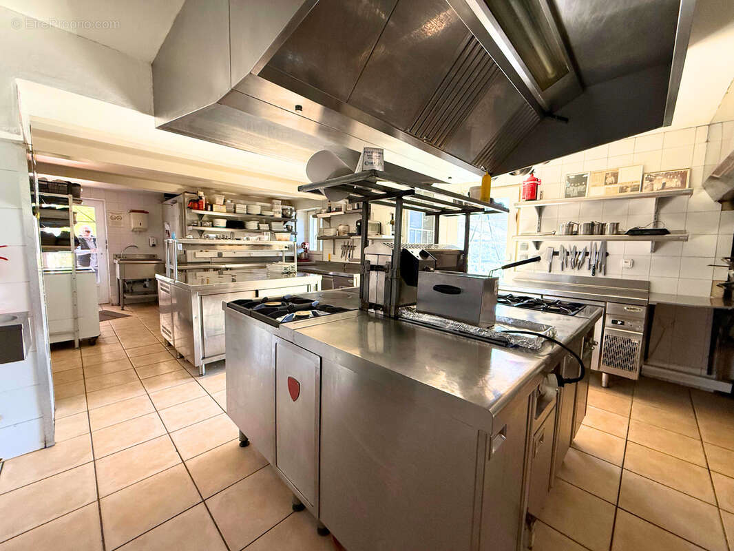 Commerce à SAINT-TROPEZ