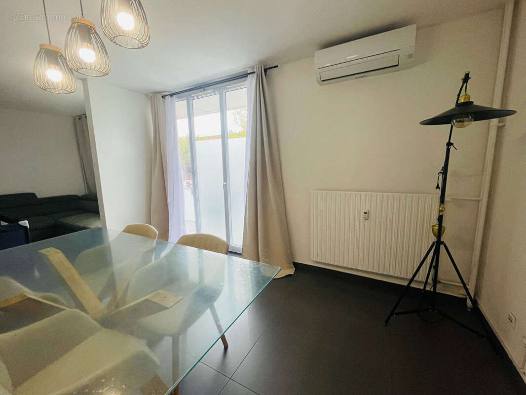 Appartement à PORT-DE-BOUC