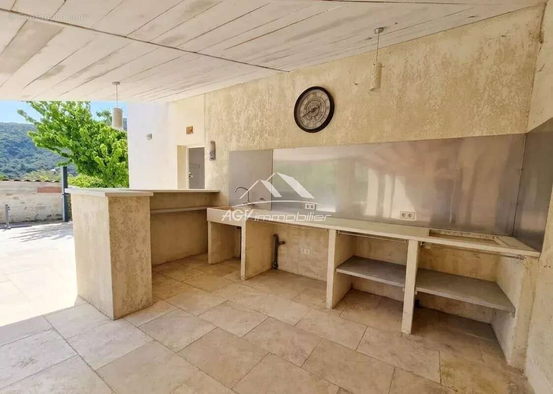 Maison à SAINT-FLORENT-SUR-AUZONNET
