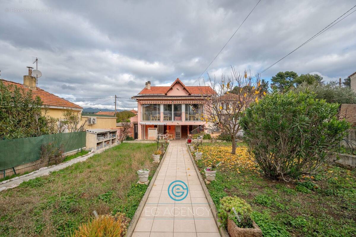 Maison à PLAN-DE-CUQUES