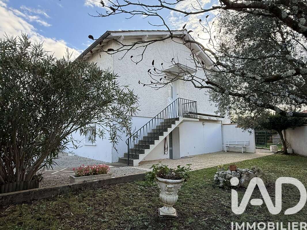 Photo 3 - Maison à MAUZE-SUR-LE-MIGNON