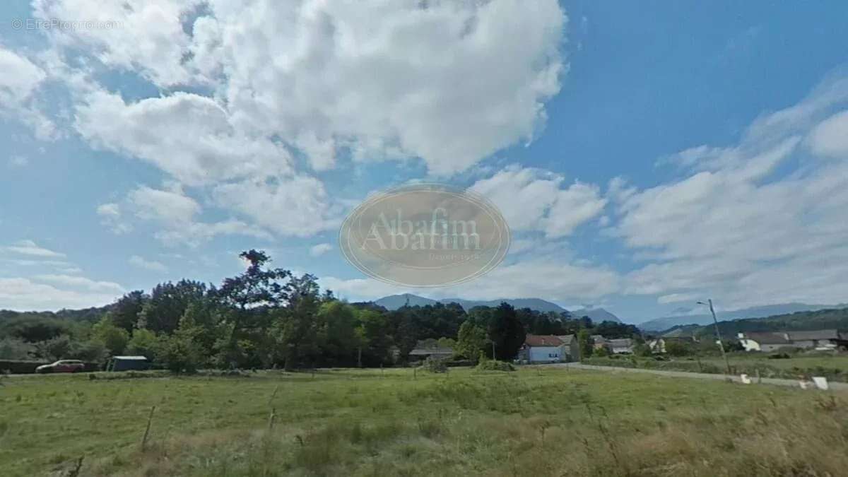 Maison à LESTELLE-BETHARRAM