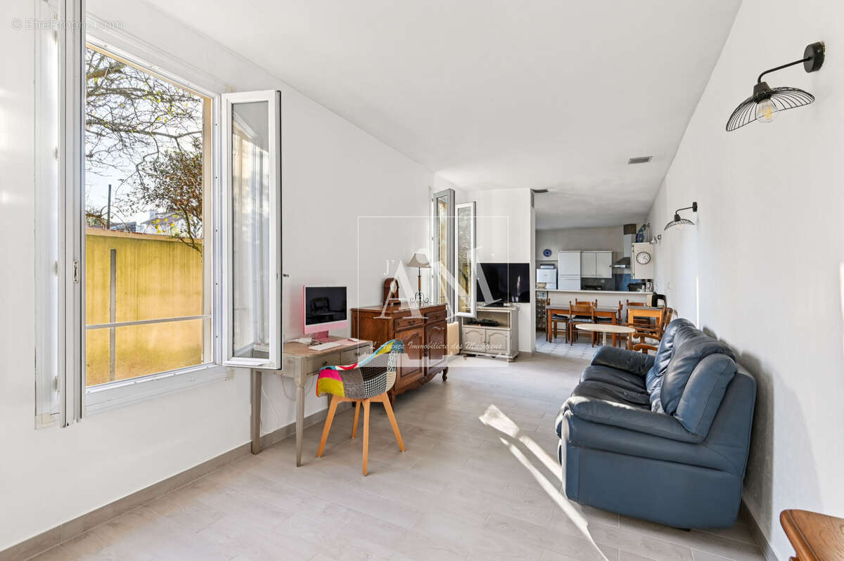 Maison à NANTERRE