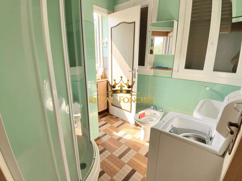 Maison 55 m² à Les Ormes  - photo 7