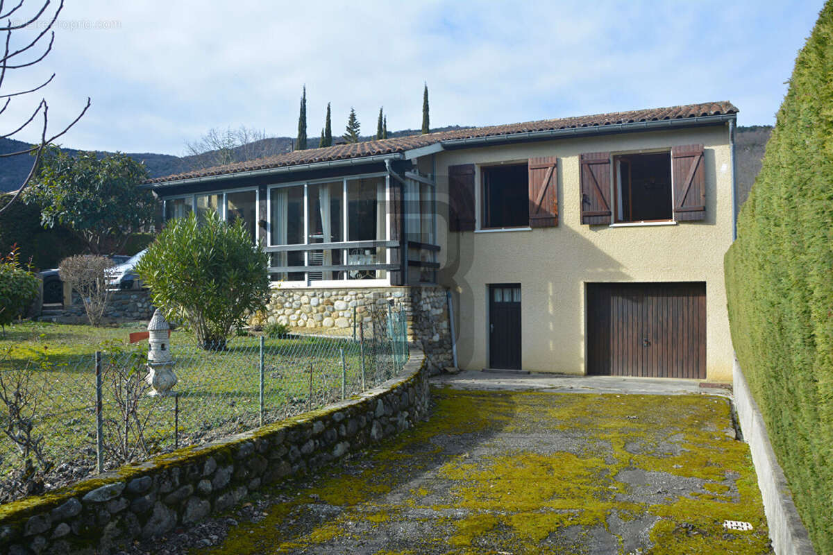 Maison à QUILLAN