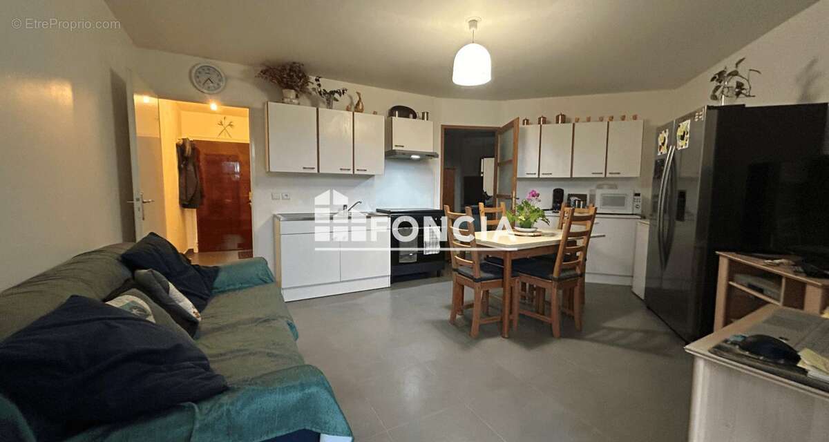 Appartement à VIGNEUX-SUR-SEINE