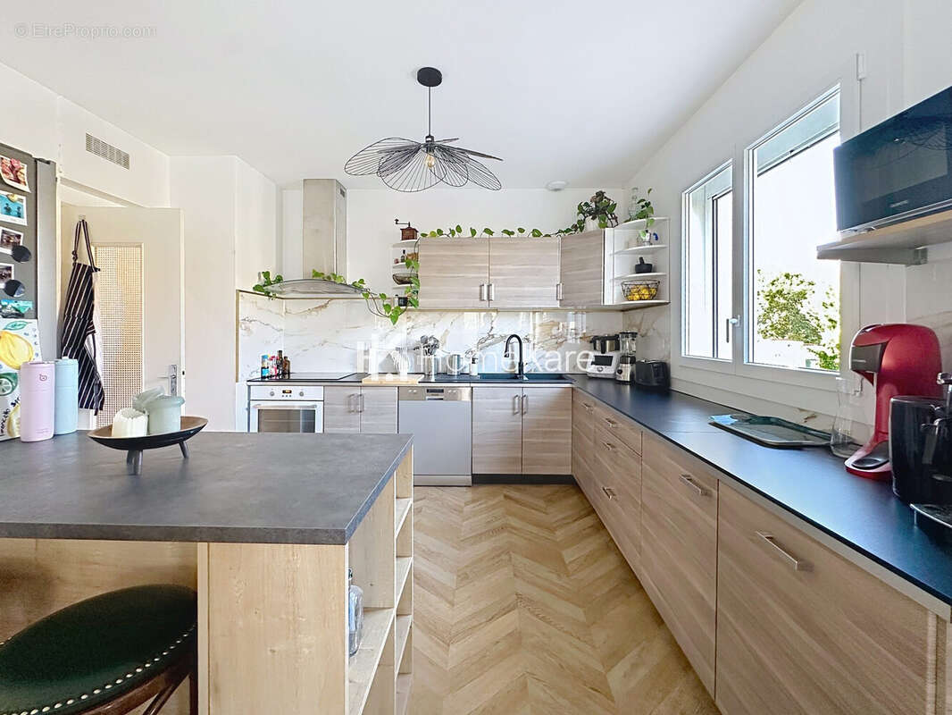 Maison 110 m² à Cazeres  - photo 6