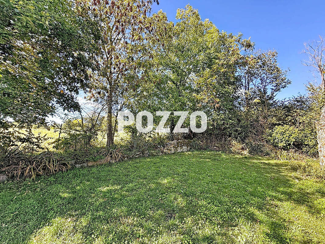 Maison à SAINT-PAIR-SUR-MER