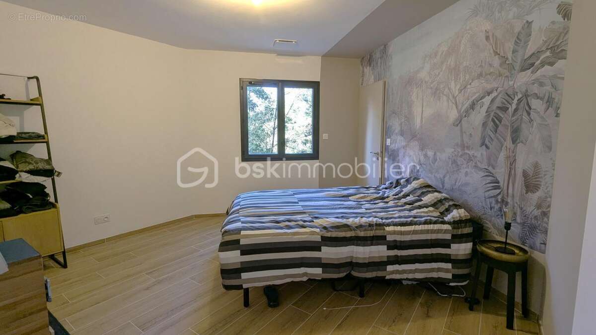 Maison à LES MATELLES