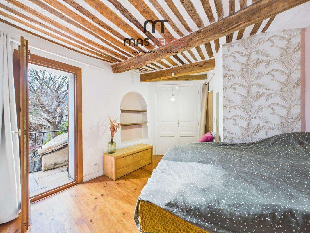 Appartement à LE BAR-SUR-LOUP