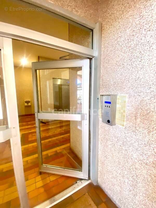 Appartement à HYERES