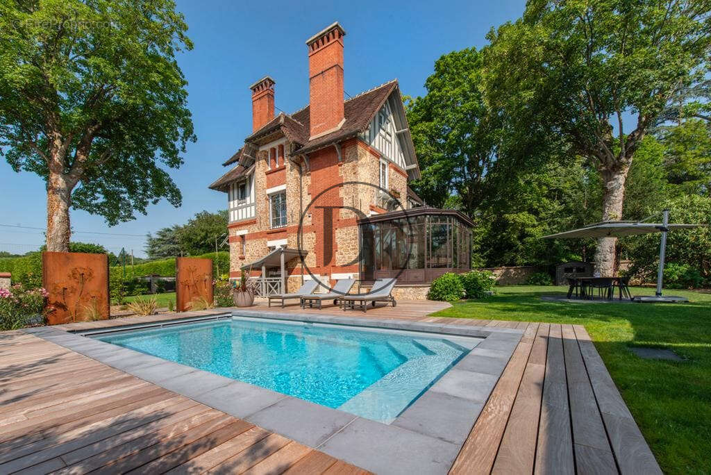 Maison à SOISY-SUR-SEINE