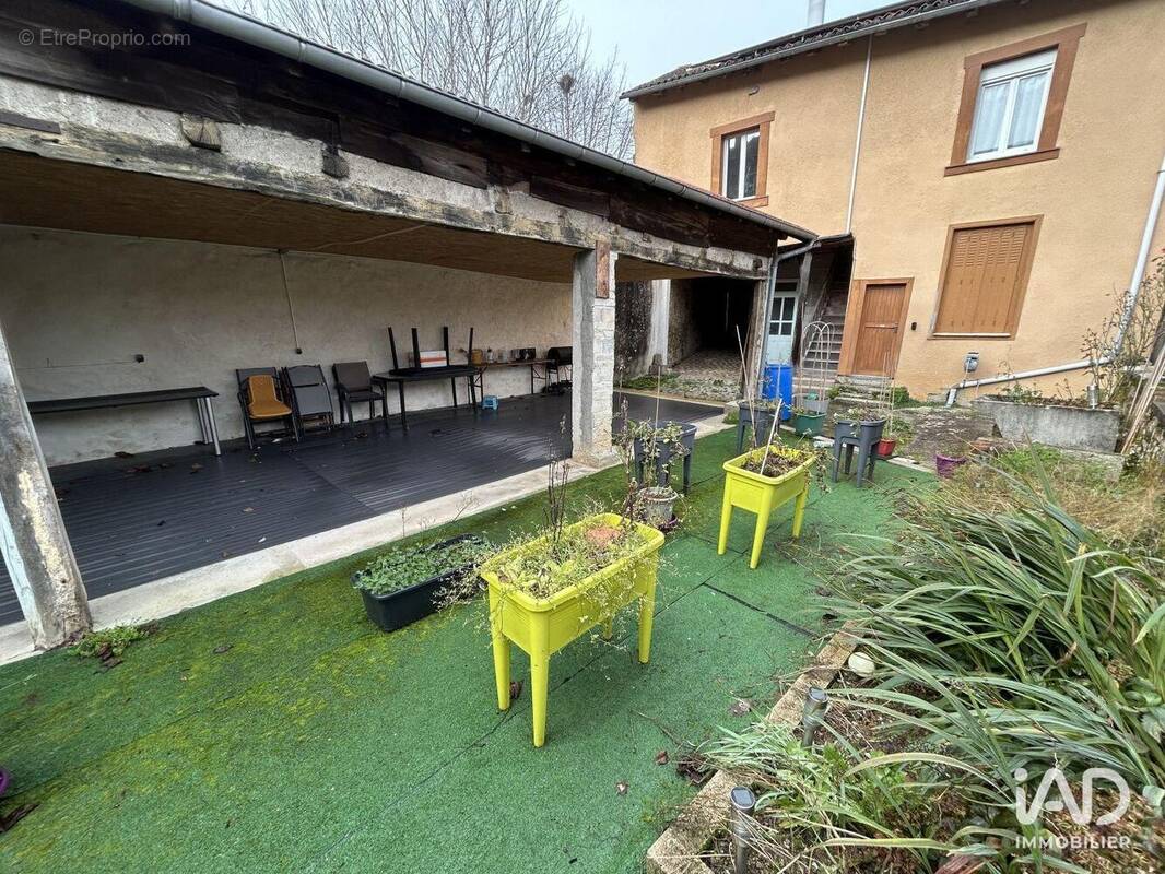 Photo 1 - Maison à SAINT-LEONARD-DE-NOBLAT